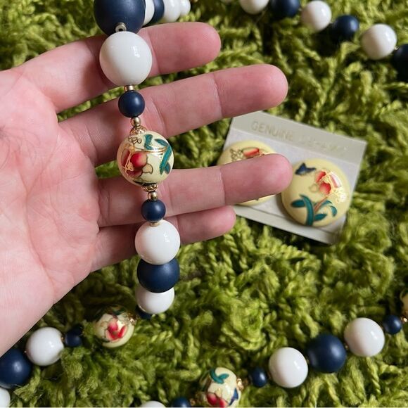 VINTAGE CERAMIC NECKLACE EARRING SET - Picture 7 of 7